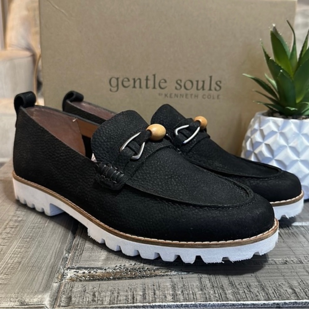 Gentle Souls by Kenneth Cole Womens Mocasín Eugene Lug Bit black size 6 9 9.5 10